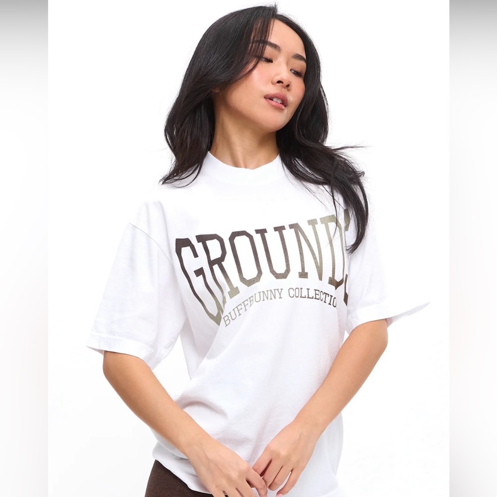 Buffbunny Grounds Tee